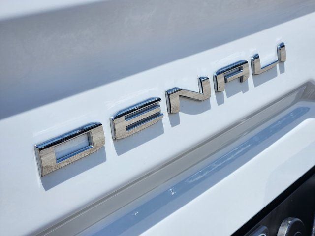 2026 GMC Sierra 2500HD Denali