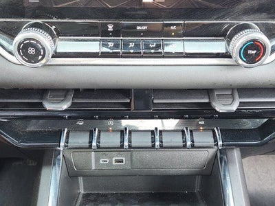 2024 GMC Canyon Elevation