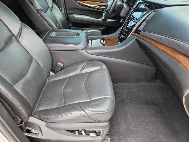 2020 Cadillac Escalade ESV Luxury