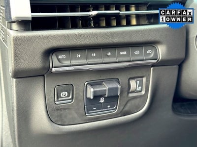 2025 Cadillac Escalade Sport