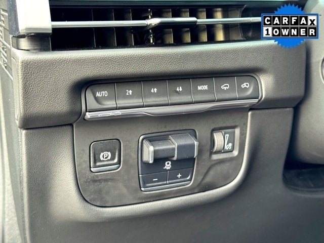 2025 Cadillac Escalade Sport