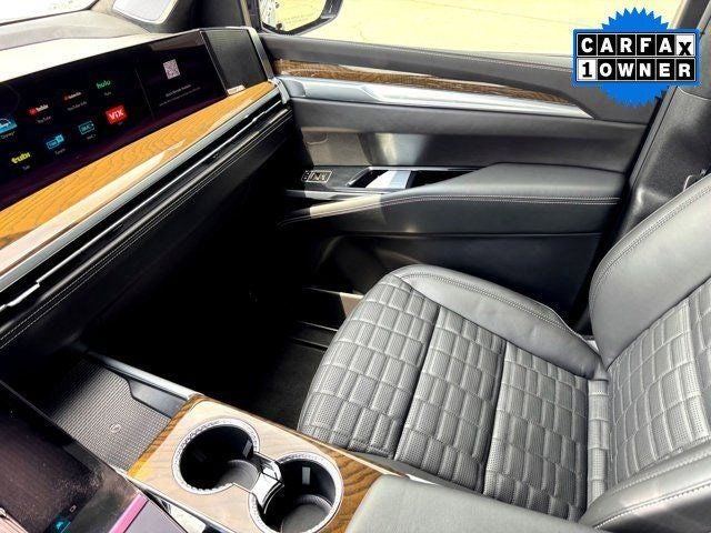 2025 Cadillac Escalade ESV Sport Platinum