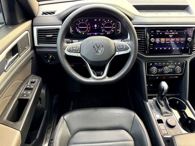 2022 Volkswagen Atlas Cross Sport 3.6L V6 SEL Premium R-Line