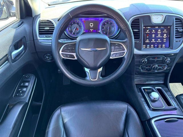 2020 Chrysler 300 Touring