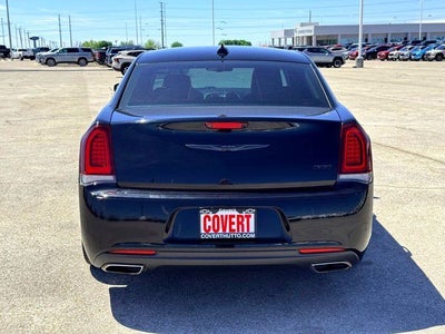 2020 Chrysler 300 Touring