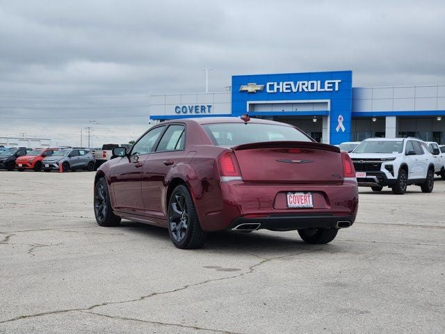 2023 Chrysler 300 S