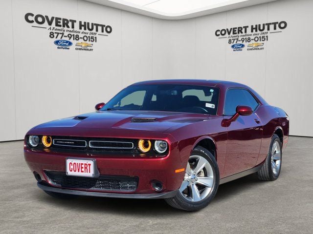2022 Dodge Challenger SXT