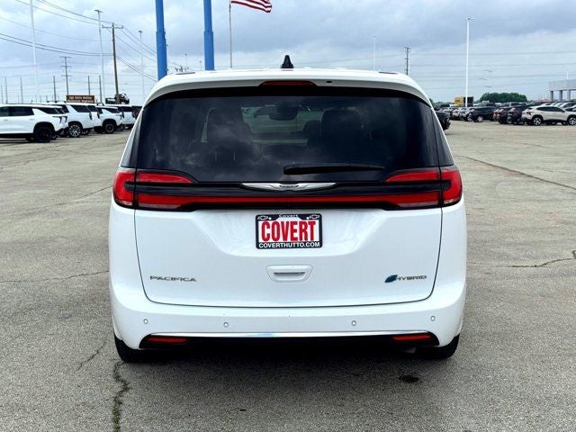 2024 Chrysler Pacifica Hybrid Select