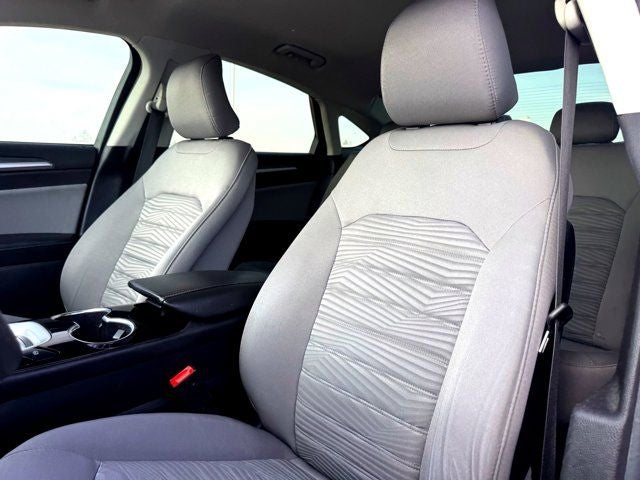 2016 Ford Fusion Hybrid S