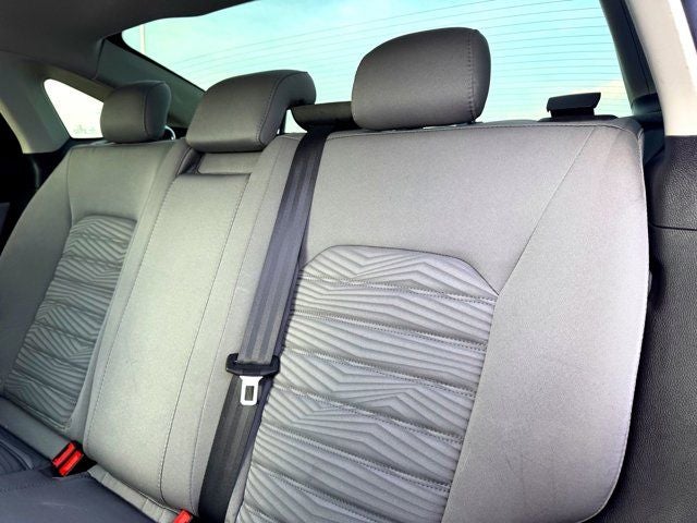 2016 Ford Fusion Hybrid S