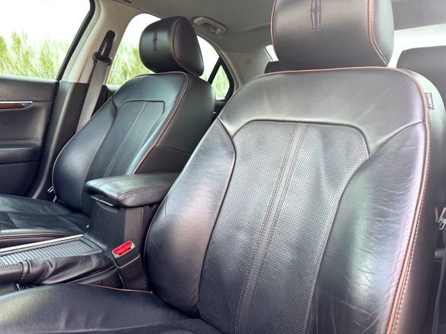 2011 Lincoln MKZ Base