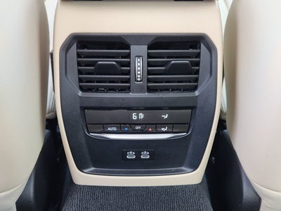 2025 BMW 3 Series 330i