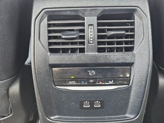 2024 BMW 3 Series 330i