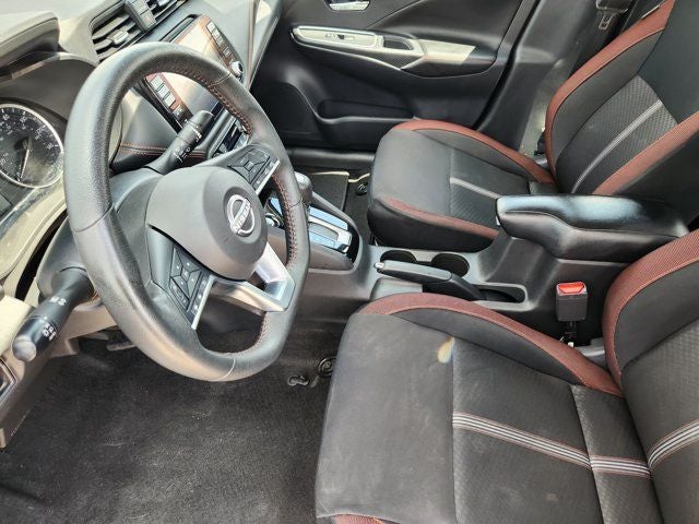 2025 Nissan Versa 1.6 SR