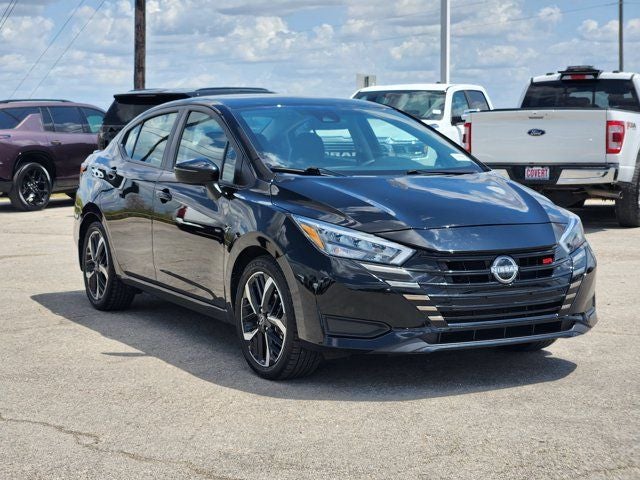 2025 Nissan Versa 1.6 SR