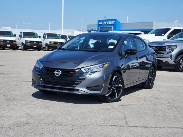 2025 Nissan Versa 1.6 SR