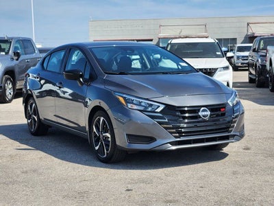 2025 Nissan Versa 1.6 SR