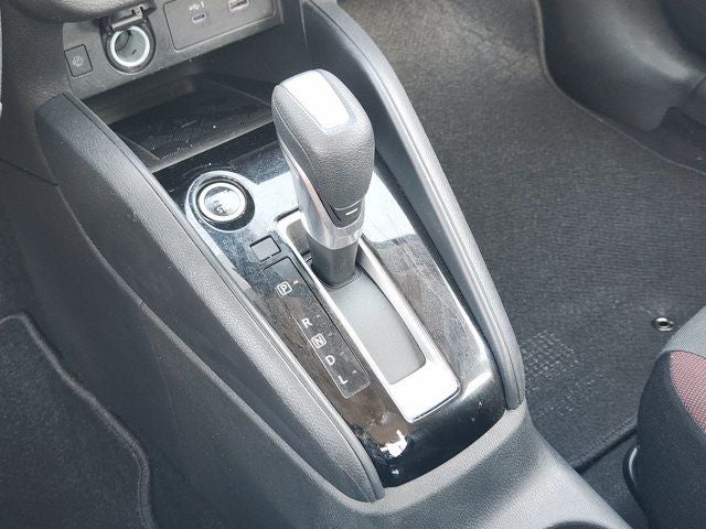 2024 Nissan Versa 1.6 SR