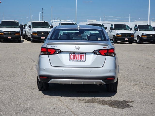 2024 Nissan Versa 1.6 SR