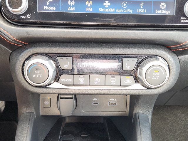 2024 Nissan Versa 1.6 SR