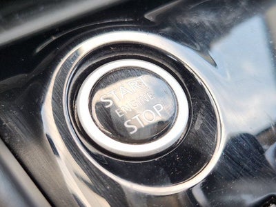 2024 Nissan Versa 1.6 SR