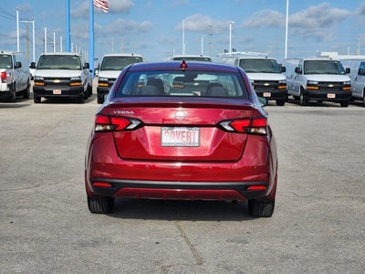 2024 Nissan Versa 1.6 SR