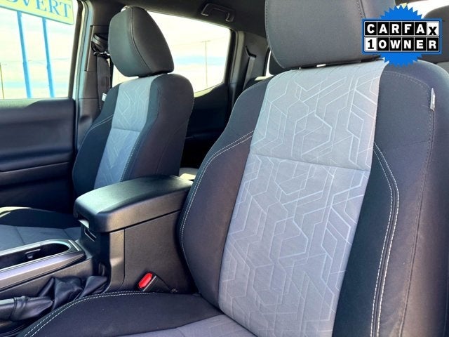 2022 Toyota Tacoma TRD Off-Road V6