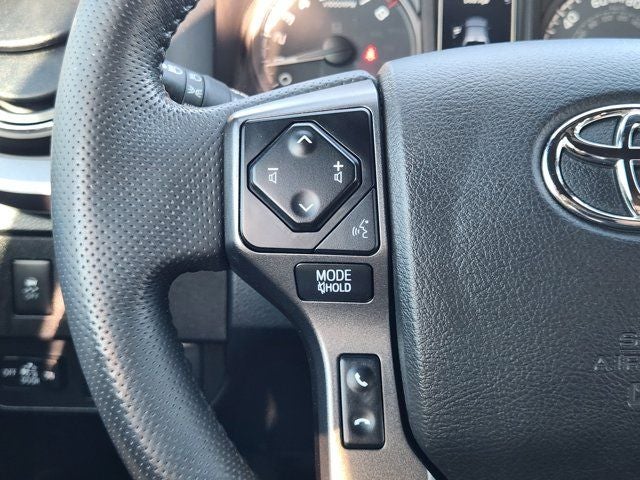 2022 Toyota Tacoma TRD Off-Road V6