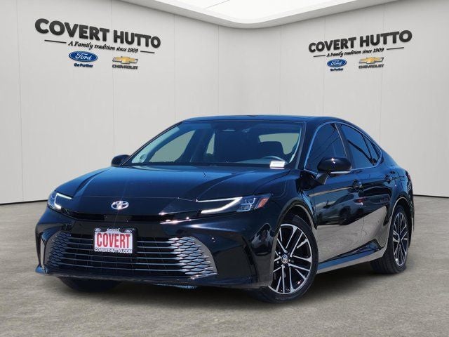 2025 Toyota Camry XLE Premium Plus