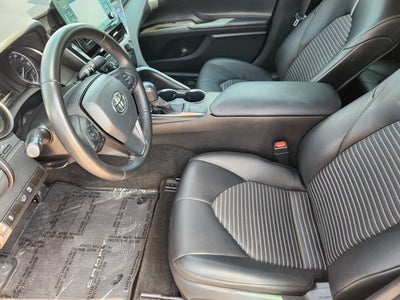 2022 Toyota Camry SE