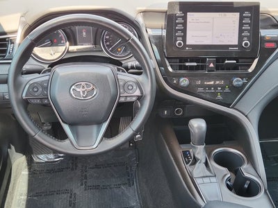 2022 Toyota Camry SE