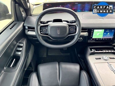 2025 Lincoln Navigator Reserve Jet Appearance