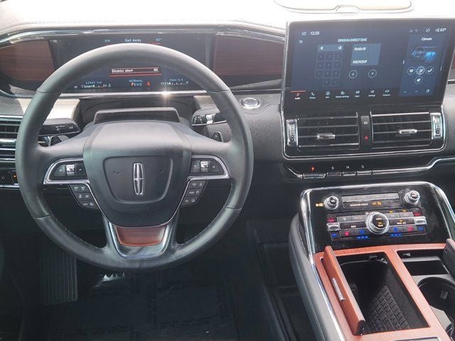 2023 Lincoln Navigator L Reserve