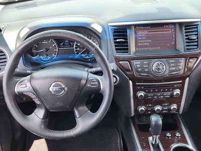 2016 Nissan Pathfinder Platinum