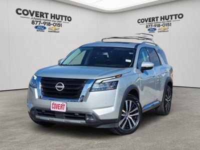 2023 Nissan Pathfinder Platinum