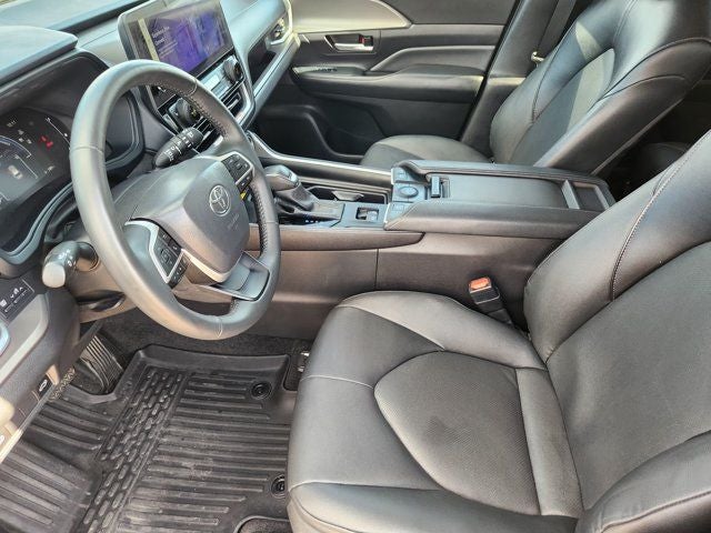 2025 Toyota Grand Highlander Hybrid XLE