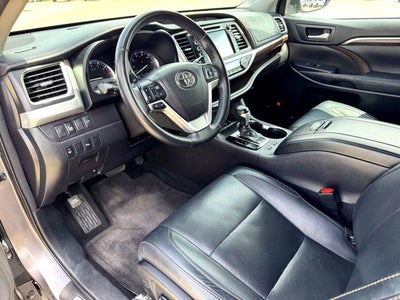 2016 Toyota Highlander Limited