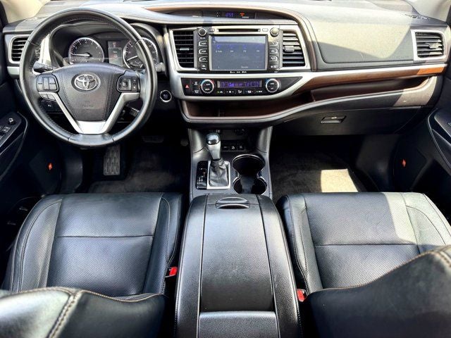 2016 Toyota Highlander Limited