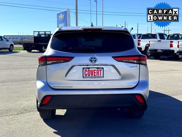 2022 Toyota Highlander Hybrid XLE