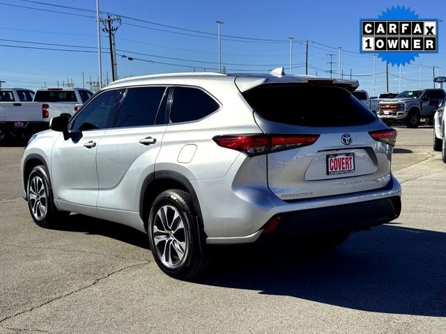 2022 Toyota Highlander Hybrid XLE