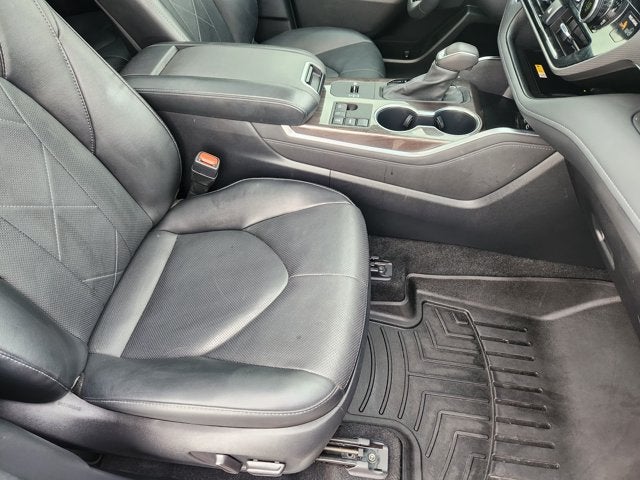 2024 Toyota Highlander Platinum