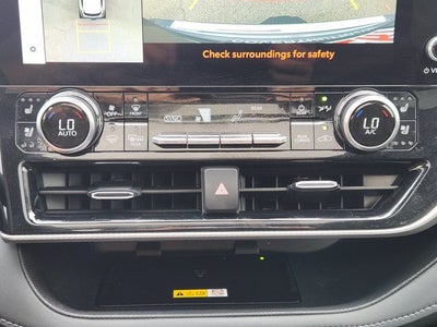 2024 Toyota Highlander Platinum
