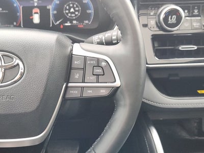 2024 Toyota Highlander Platinum