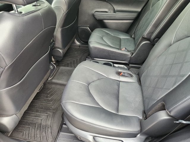 2024 Toyota Highlander Platinum