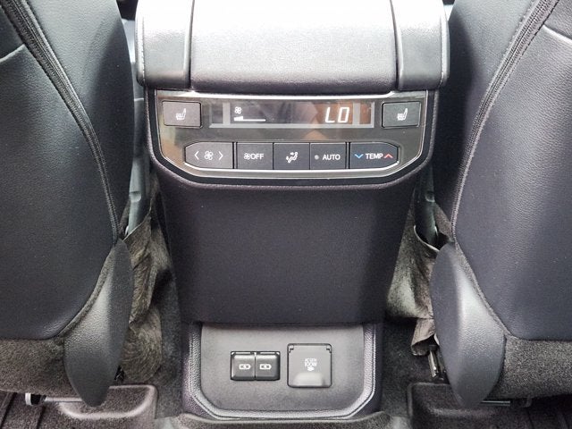 2024 Toyota Highlander Platinum