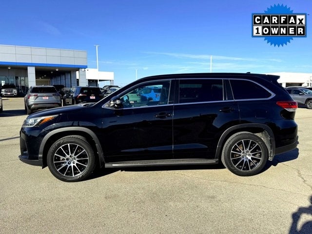 2017 Toyota Highlander SE