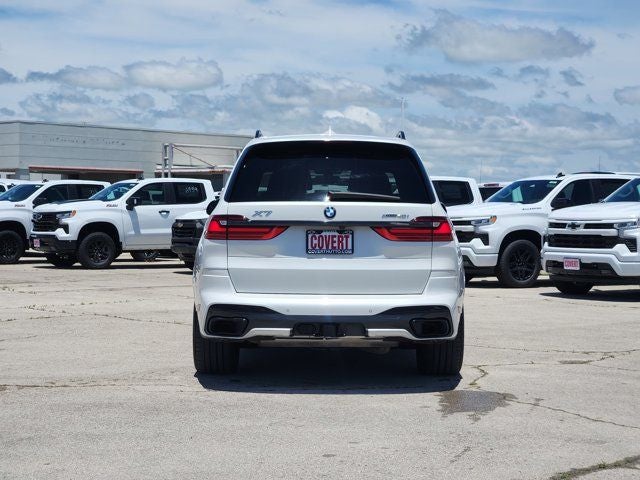 2022 BMW X7 xDrive40i M Sport