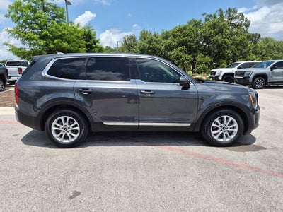 2022 Kia Telluride LX
