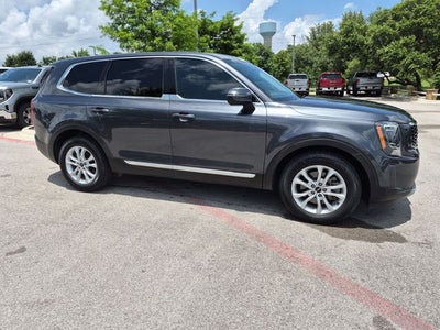 2022 Kia Telluride LX