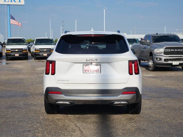 2025 Kia Sorento S